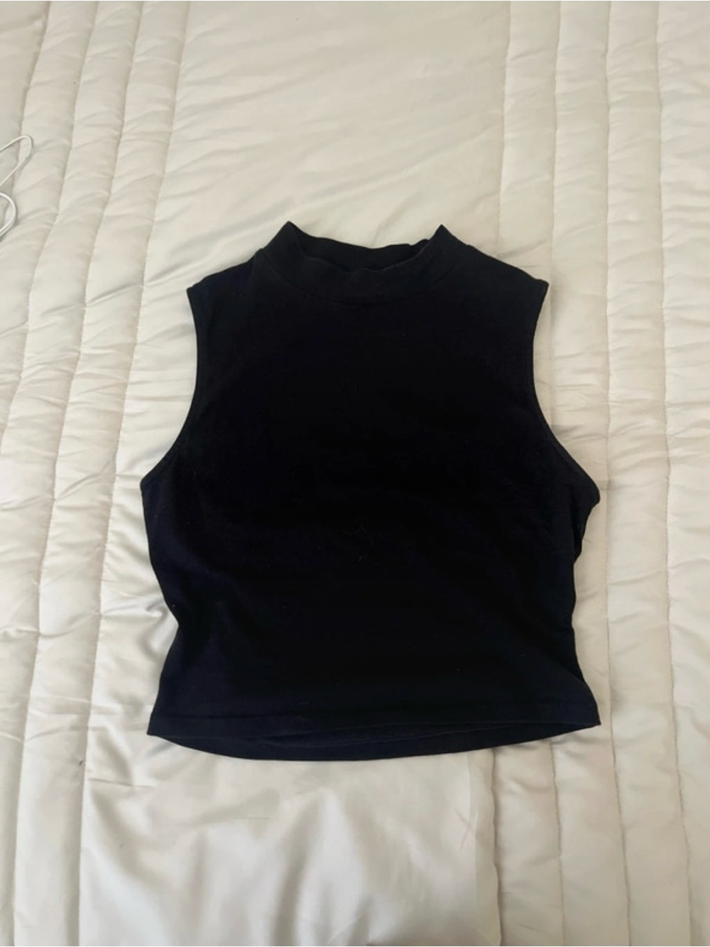 Charlotte Russe Black Sleeveless Mock Neck Open Back Tank Top